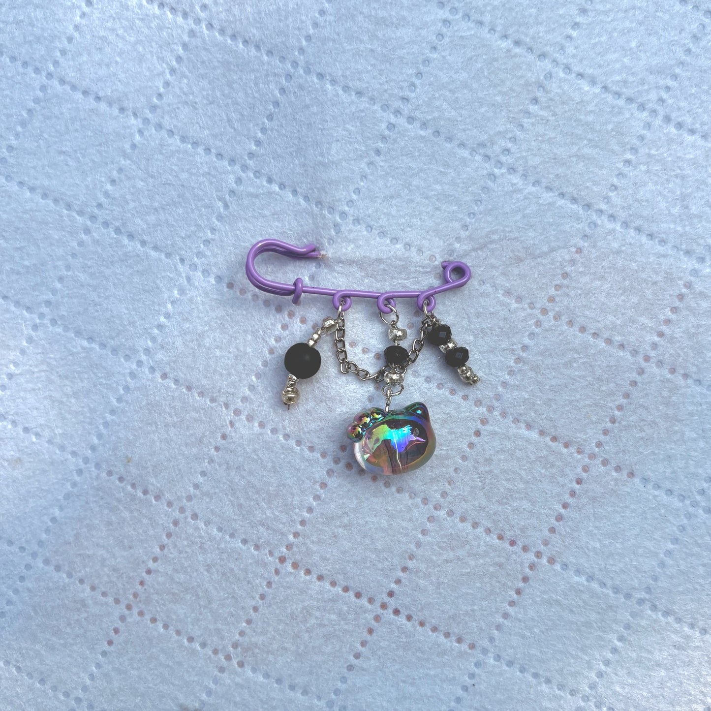 rebellious kitty pin charm