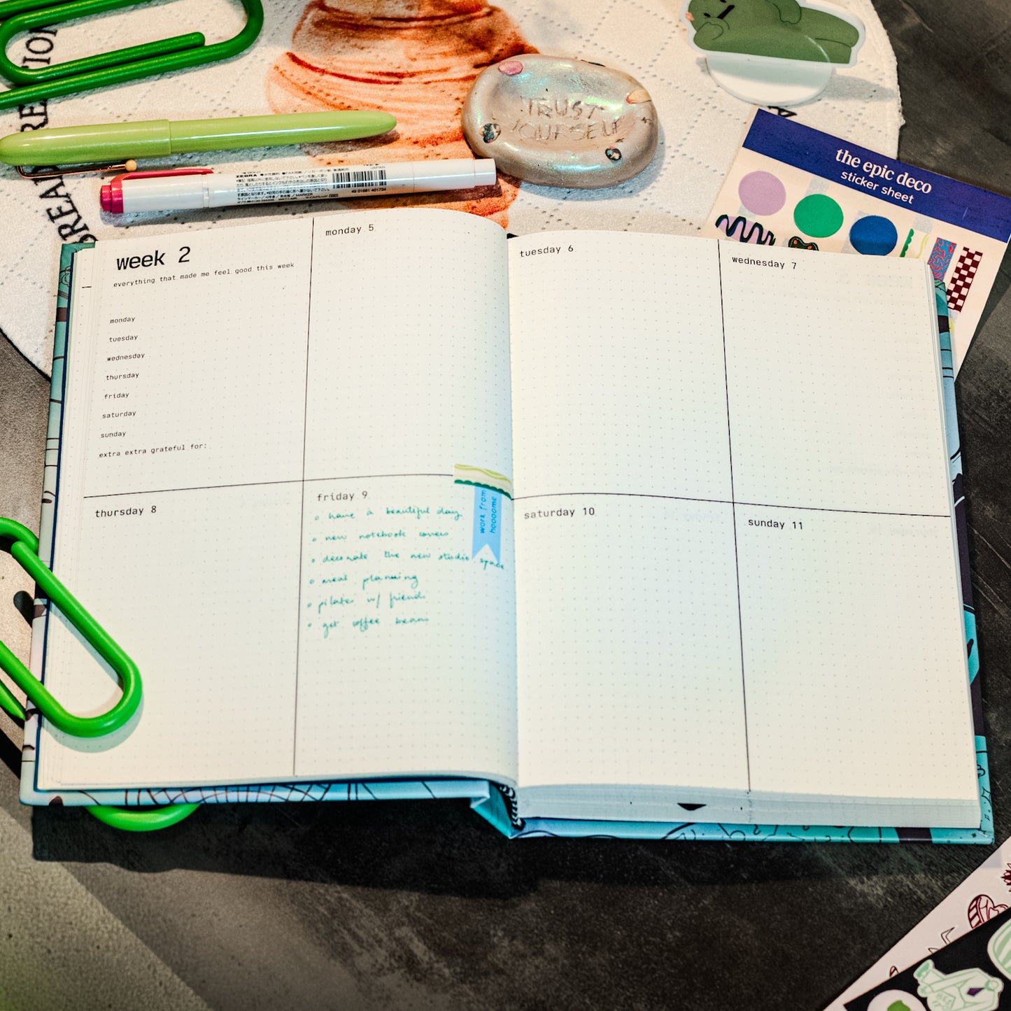 i wonder | 2026 monthly/weekly planner