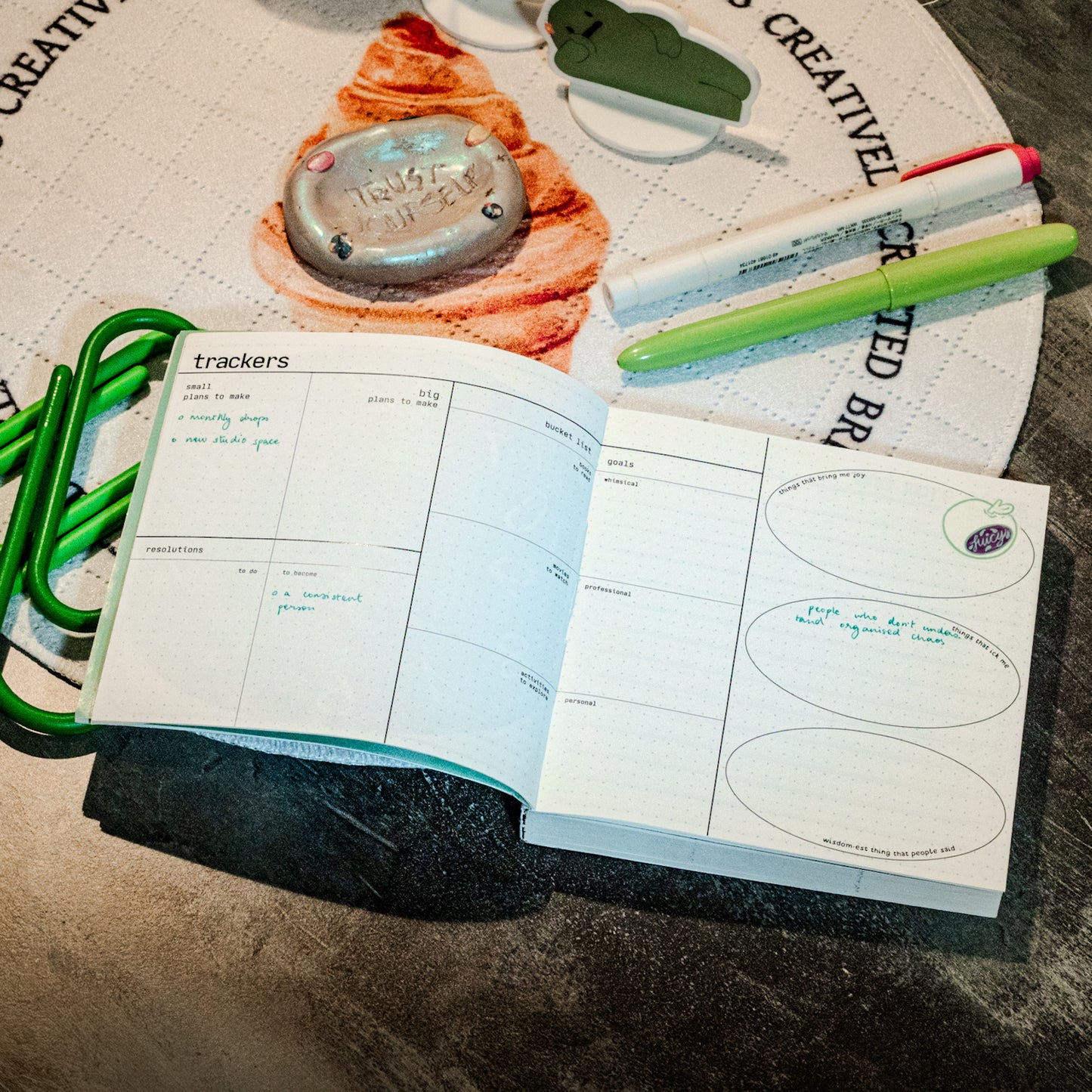 new day, new plot twist | undated daily planner